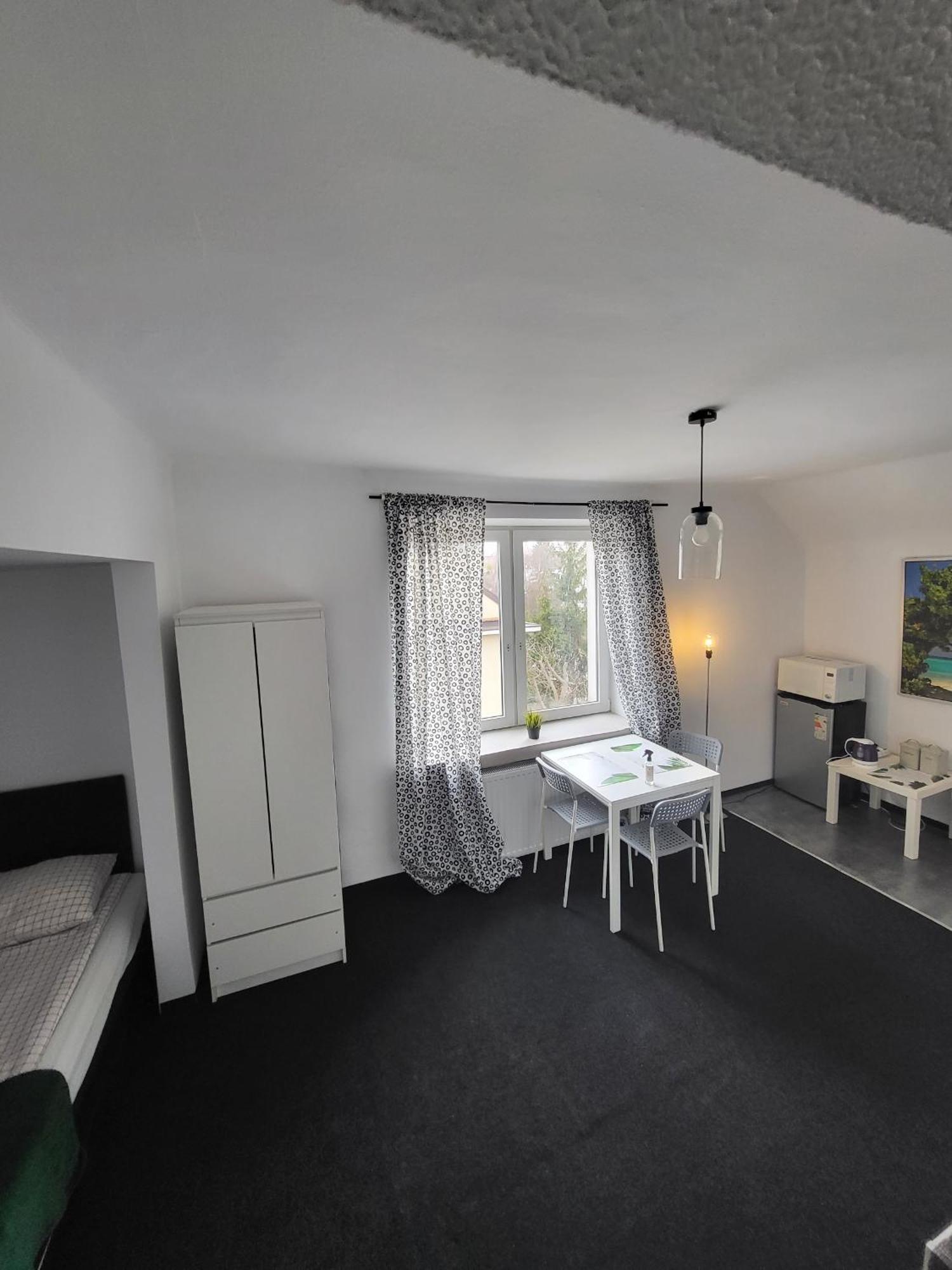 Charmed Homestay - Zaczarowany Varsovia Exterior foto